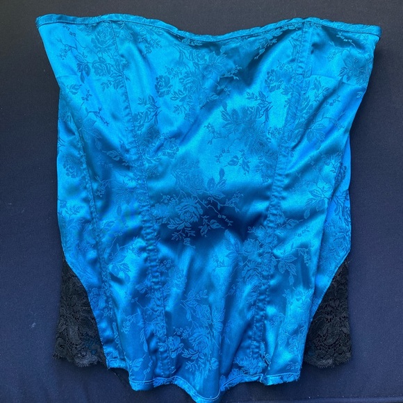 Beautiful blue satin corset! - Picture 2 of 4